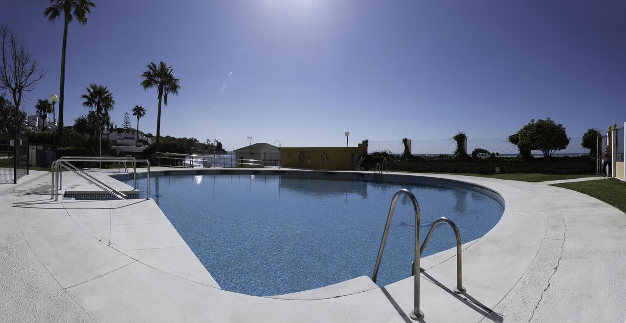 Nest Studio Playa Alhamar Sitio de Calahonda 外观 照片