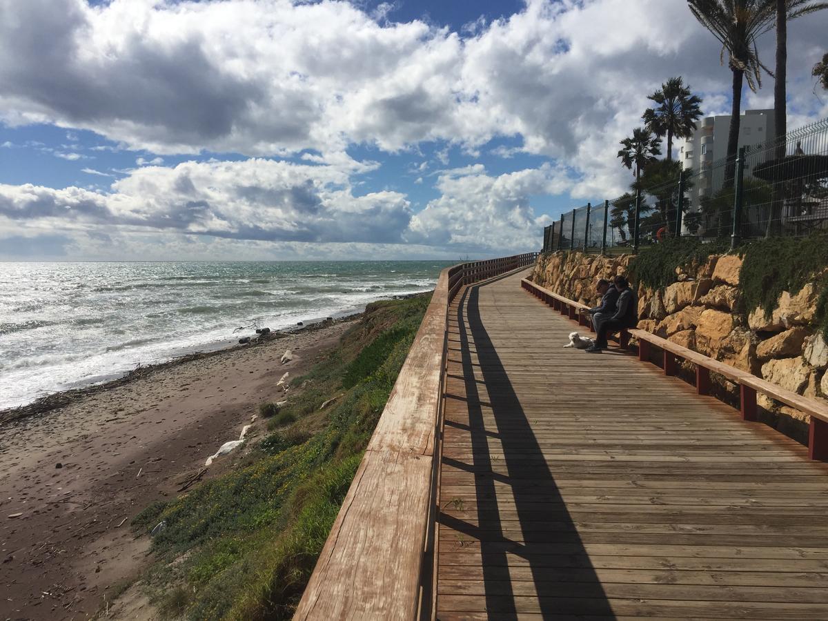 Nest Studio Playa Alhamar Sitio de Calahonda 外观 照片