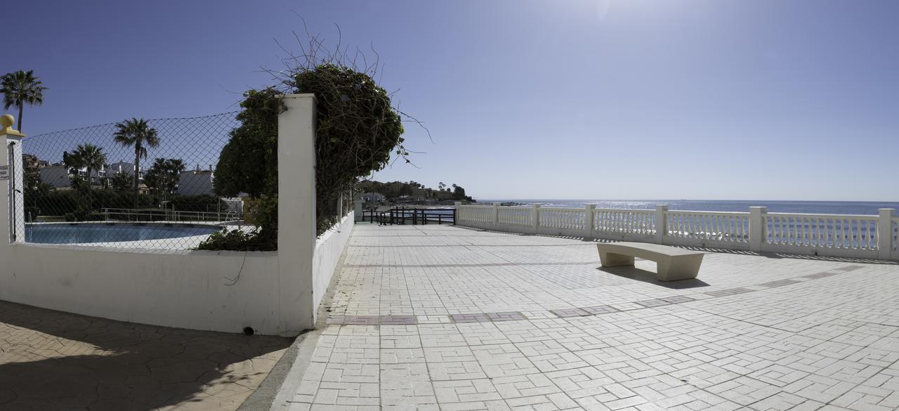 Nest Studio Playa Alhamar Sitio de Calahonda 外观 照片