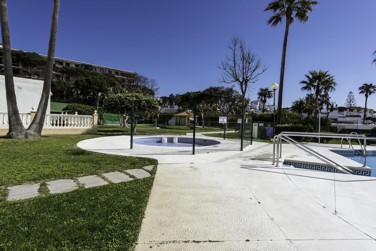 Nest Studio Playa Alhamar Sitio de Calahonda 外观 照片